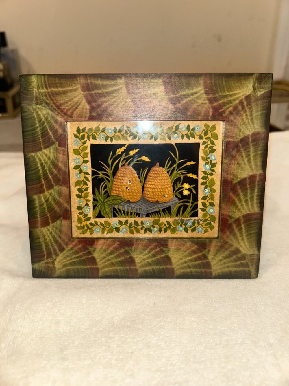 Claudia Hopf Bee Hives A Painted Scherenschnitte EXCELLENT CONDITION!